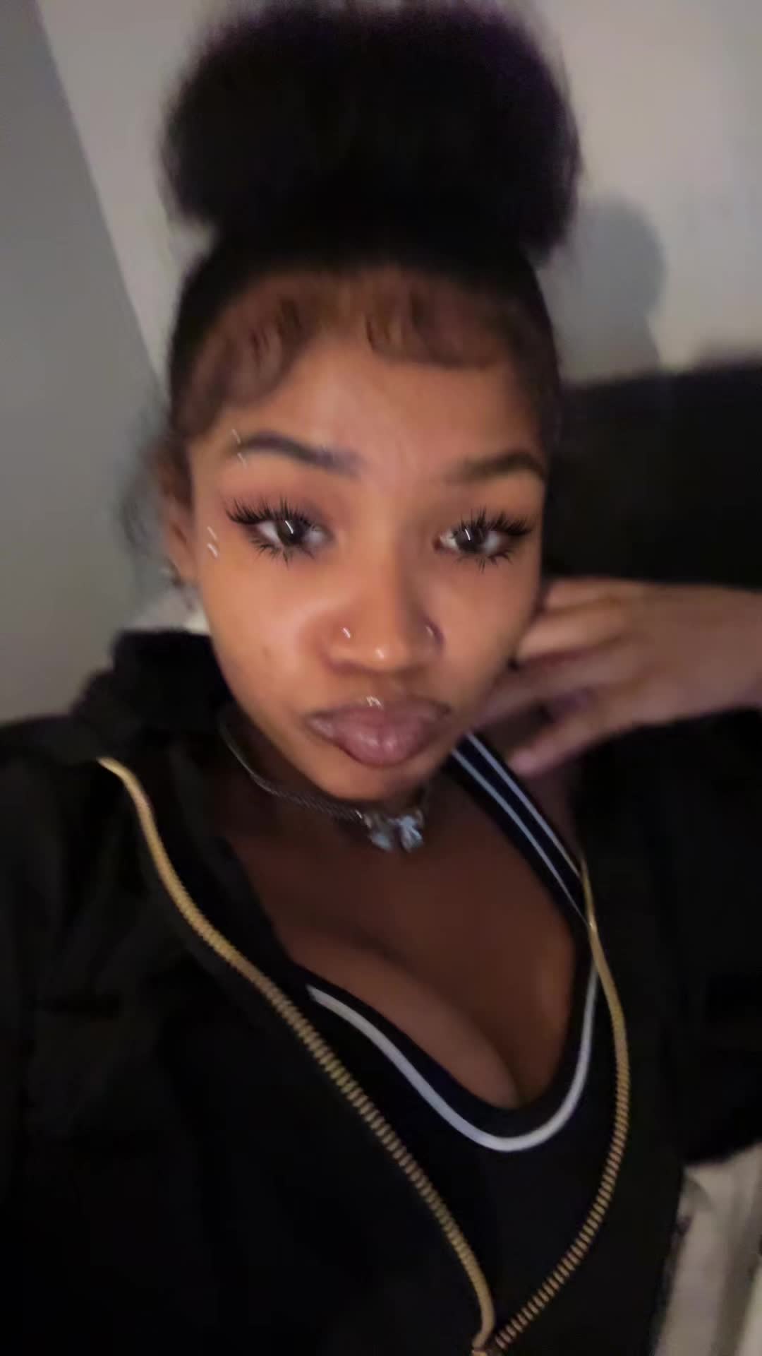 @Mi&rsquo;Yana Capri