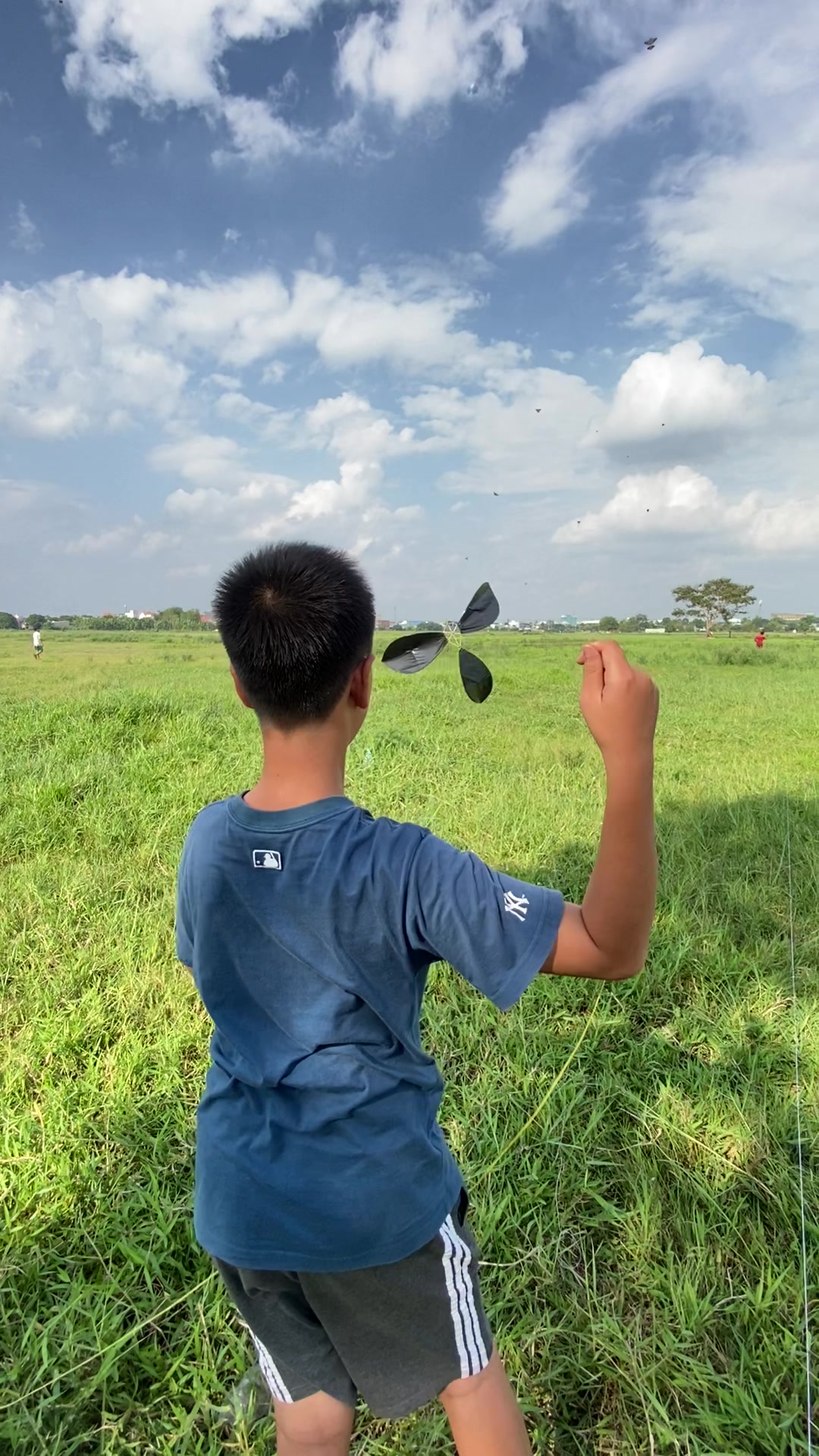 @Thả diều c&ugrave;ng Lợi