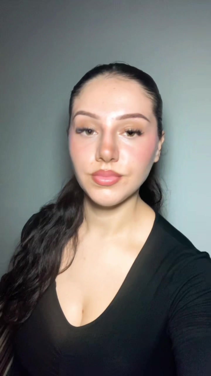 @Anna_Krasniqi