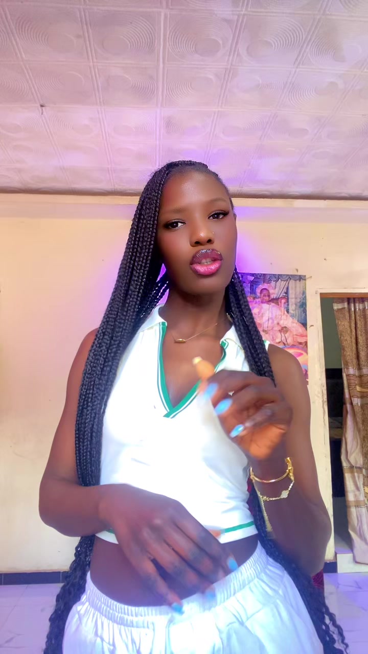 @mignione ☂️ndiaye