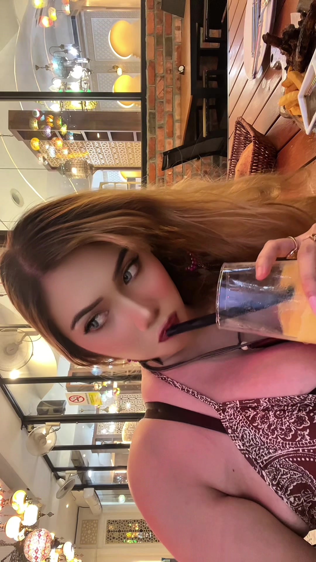 @🦢