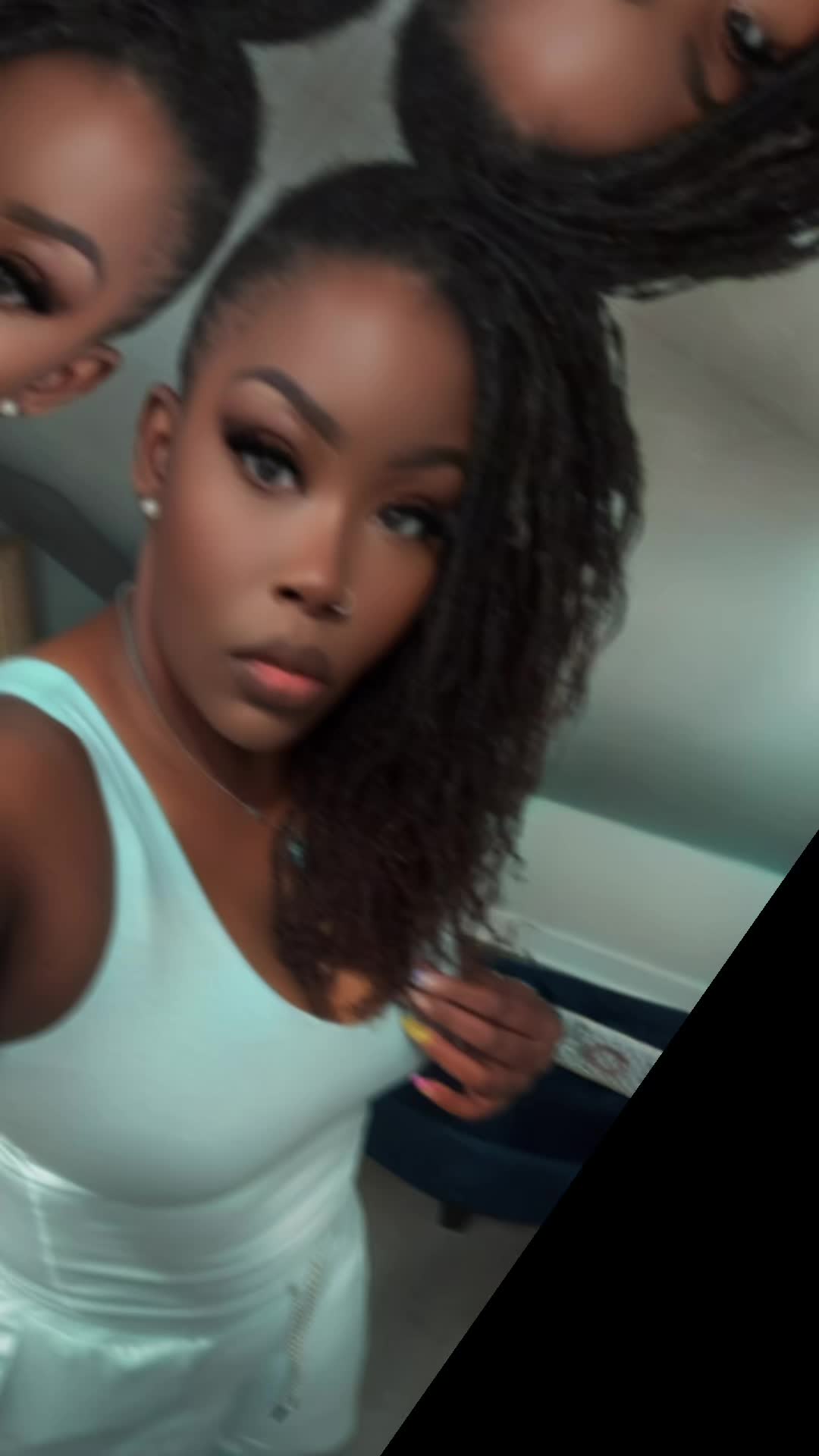 @Unapologetically_Mars