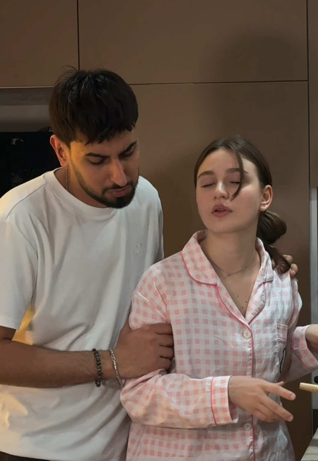 @𝗔𝗩𝗗𝗬
