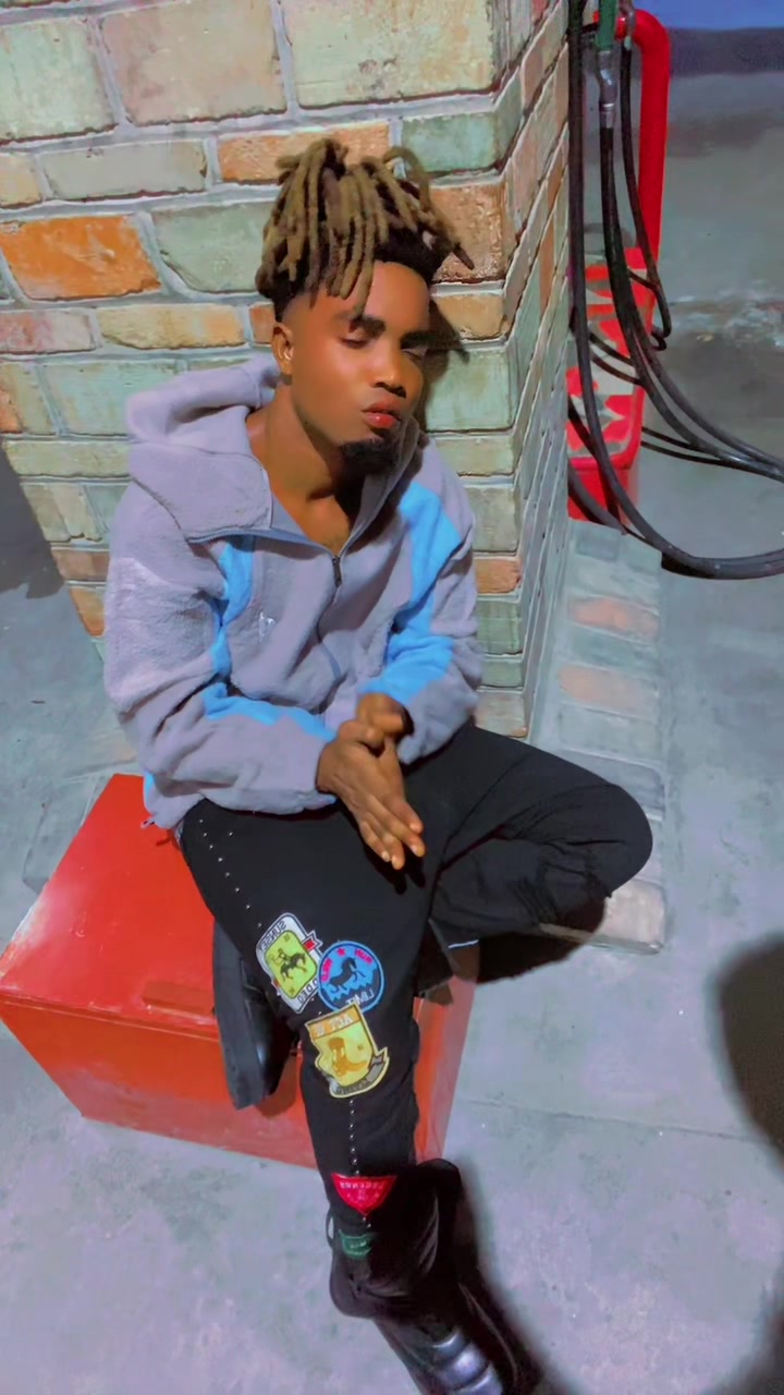 @Rockstar gade l’or 🤱🏿🥶