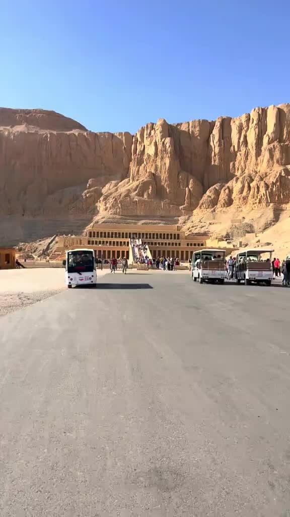 @Luxor guide. Mahmoud