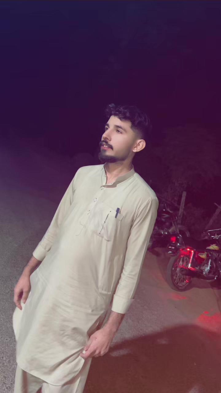 @AsHi jAAt 007