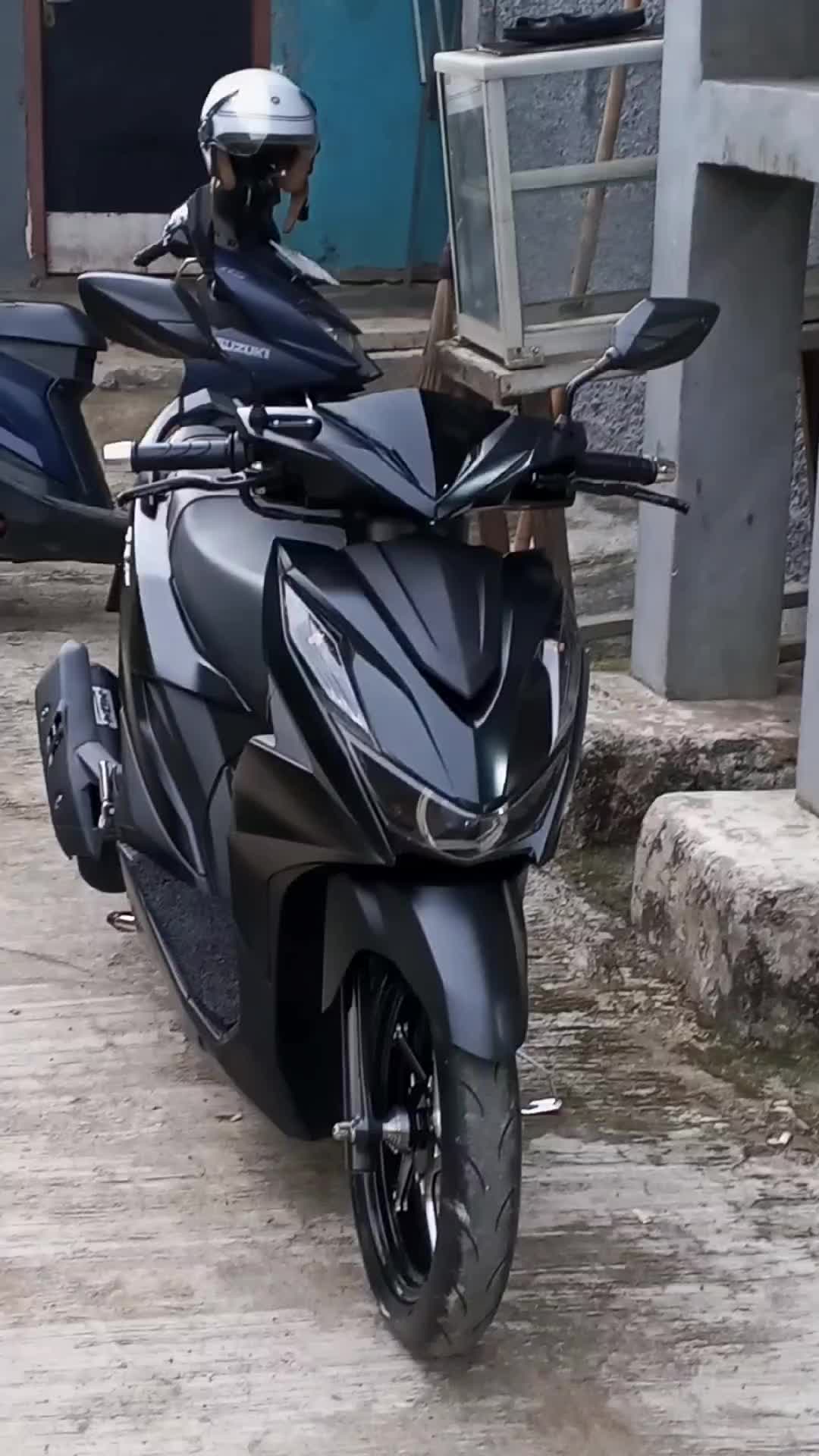 @★