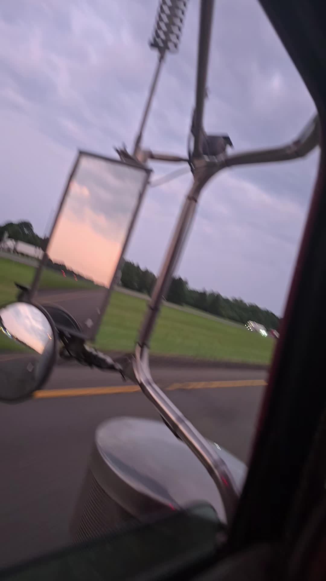 @Lonewolf_trucker