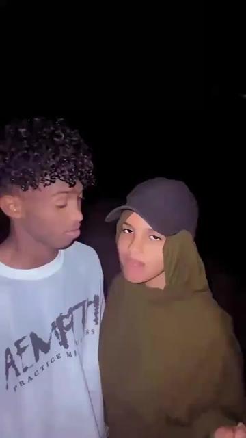 @qolka qarxiska📸🔥👩&zwj;❤️&zwj;💋&zwj;👩