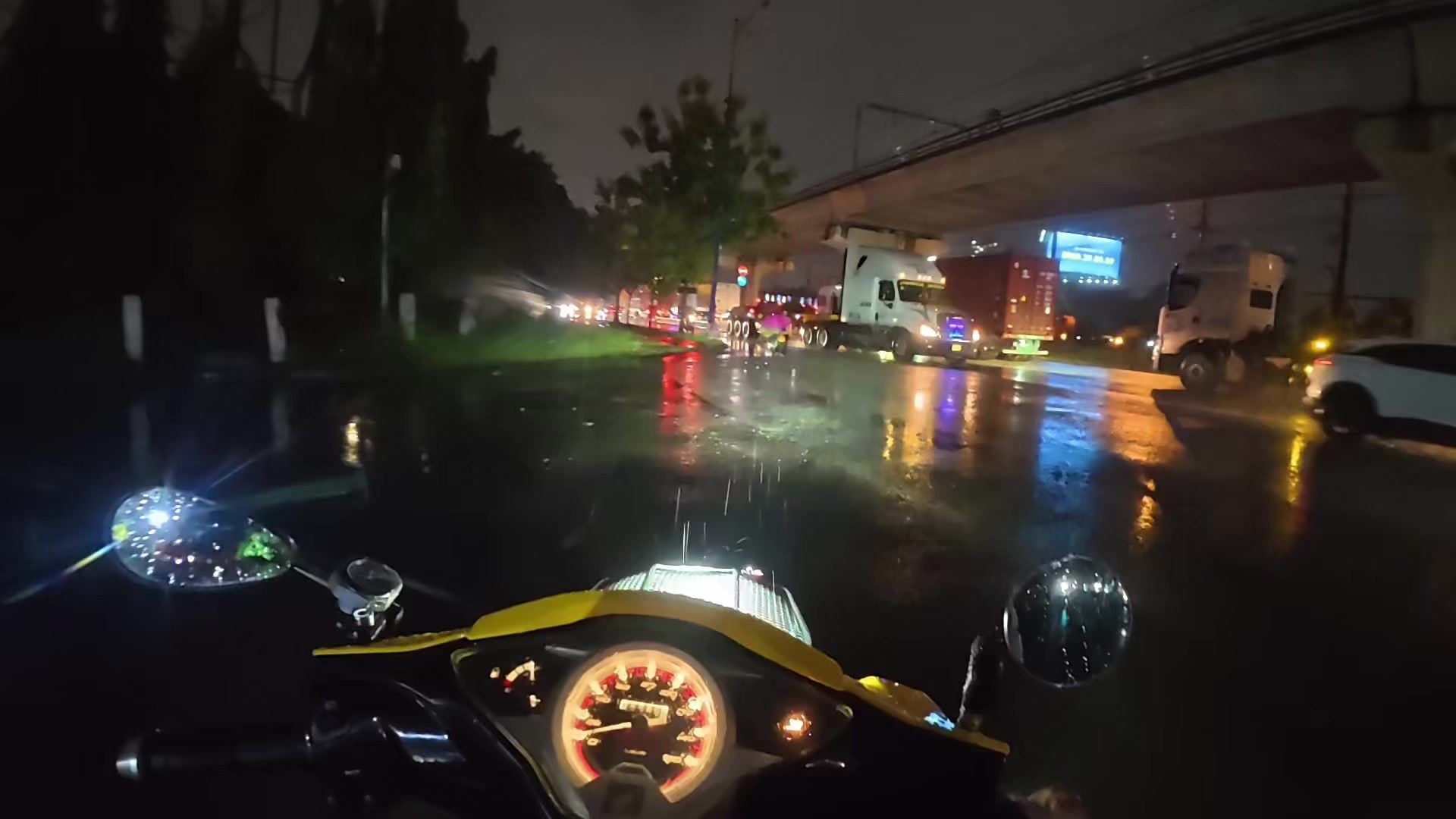 @Long Quận 9