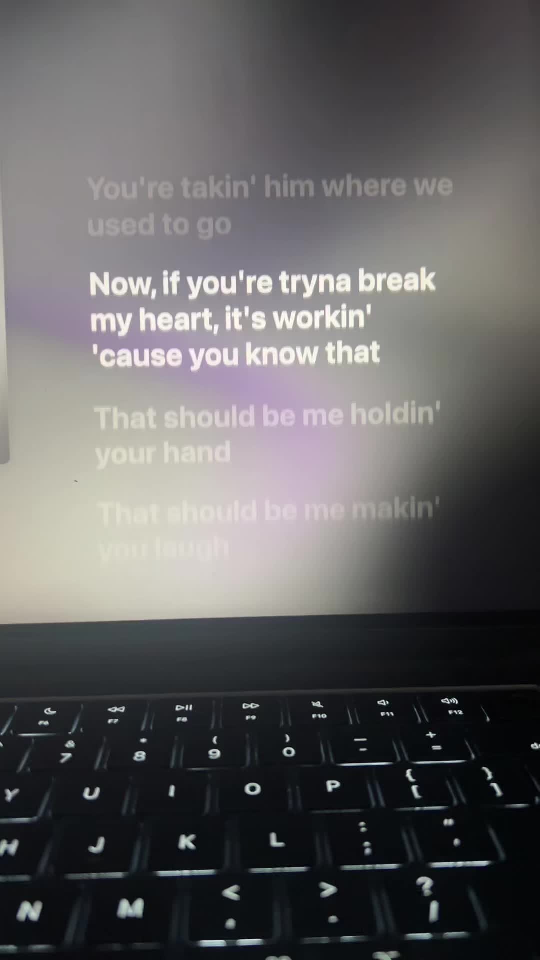 @musiclyricss_4u