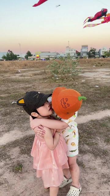@Cam Cam 🍊
