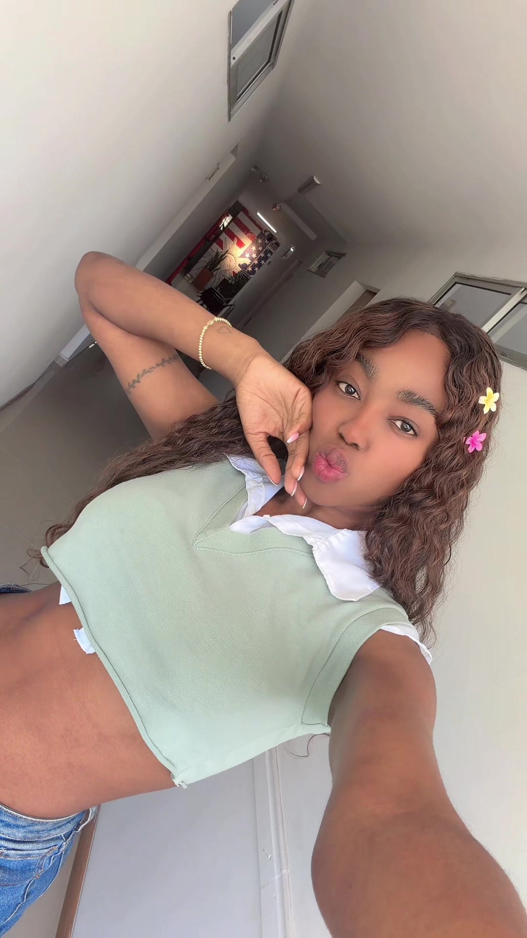 @Ebonypreciousss