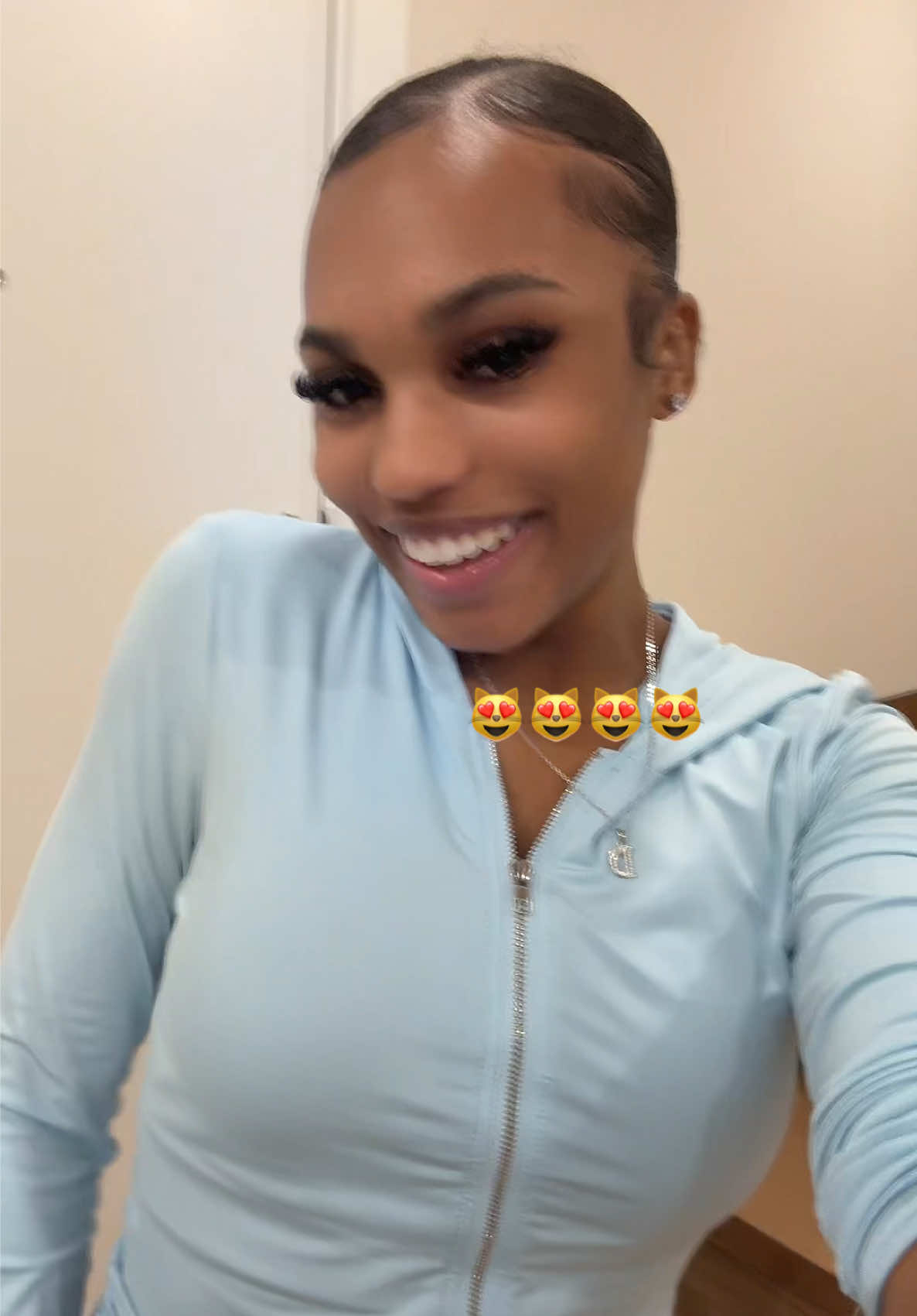@Dontamia