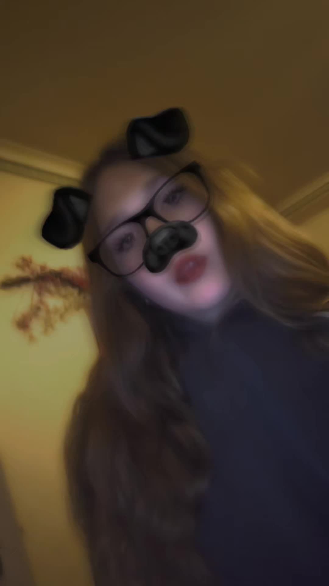 @lily🖤