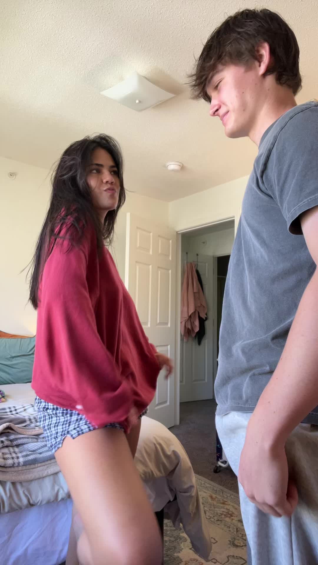 @ella escobar