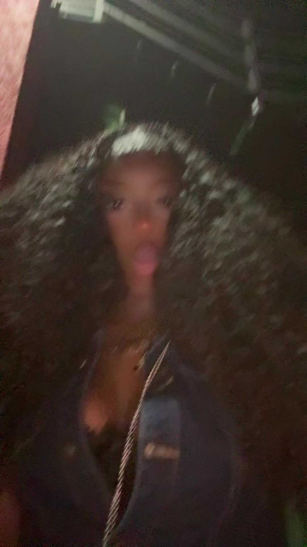 @Selena