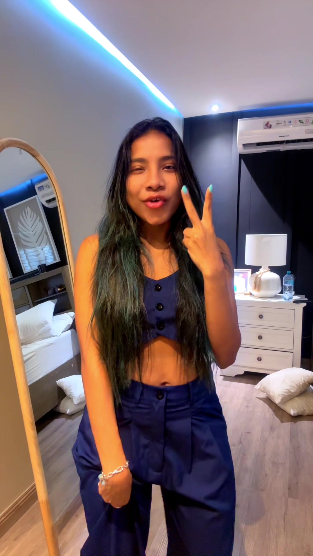 @JenesisJH