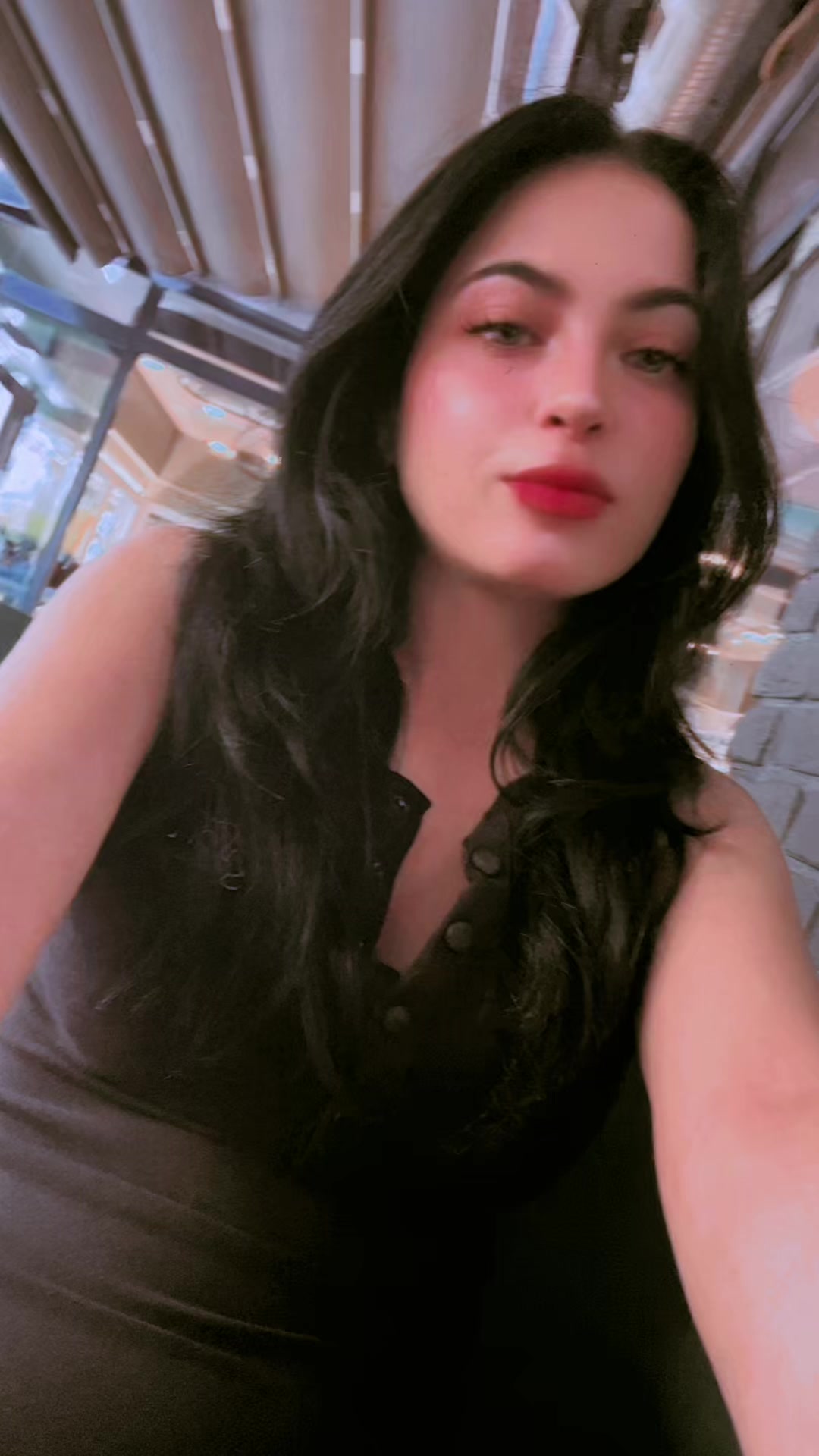 @B&uuml;şra Tuncer