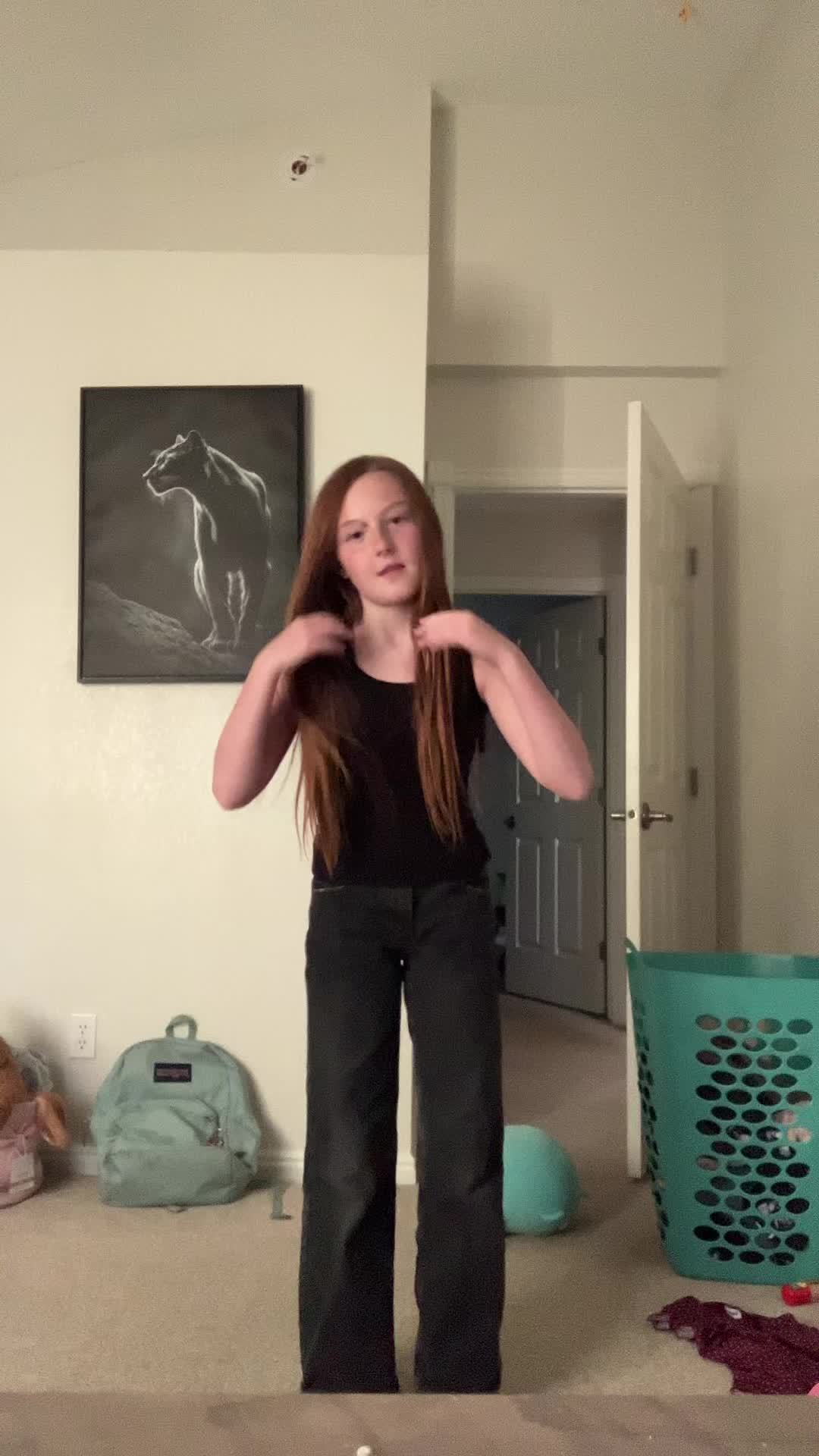 @🫵🏻