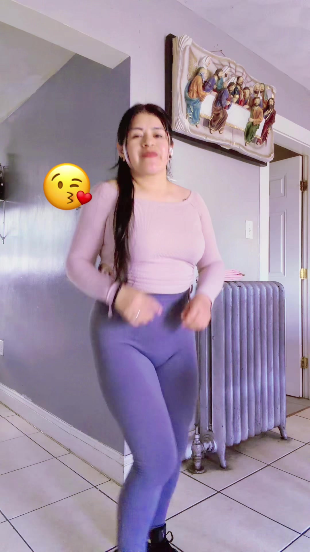 @🦋