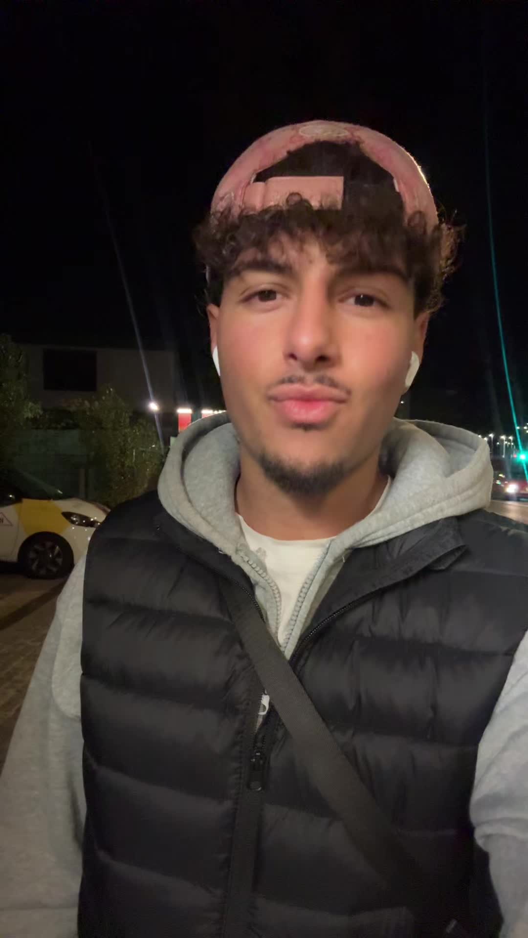 @𝑆𝑎𝑚𝑖