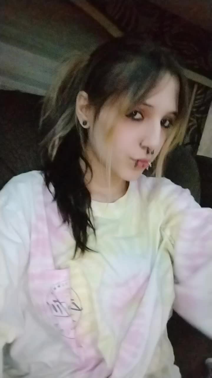 @⦮ ⦯