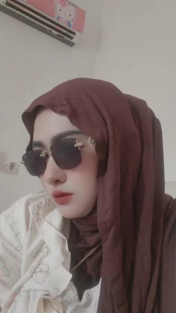 @Sifaindahgemoyy