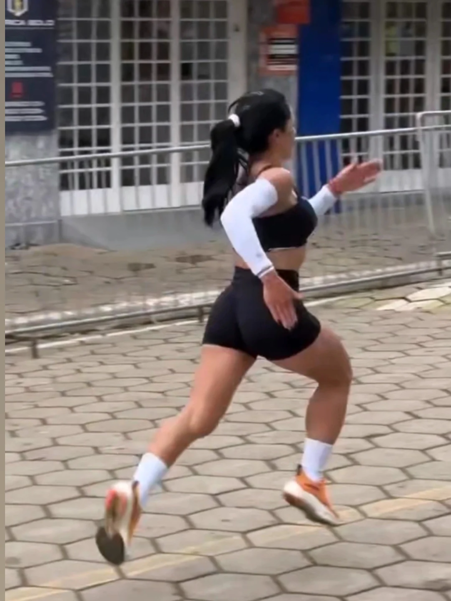 @Gabii Hondaa