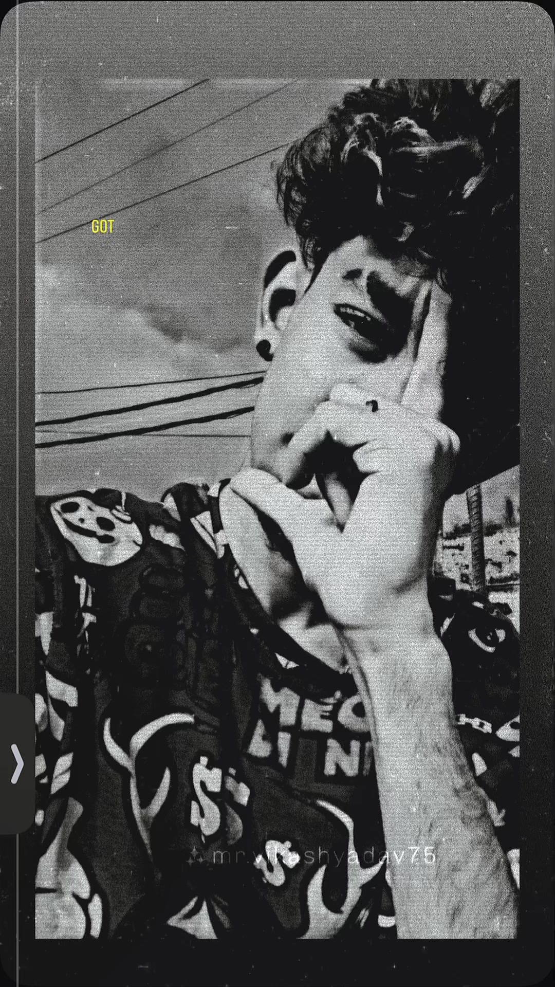 @MR &bull;  🅱️  🌙 D  D Y  <   🔫