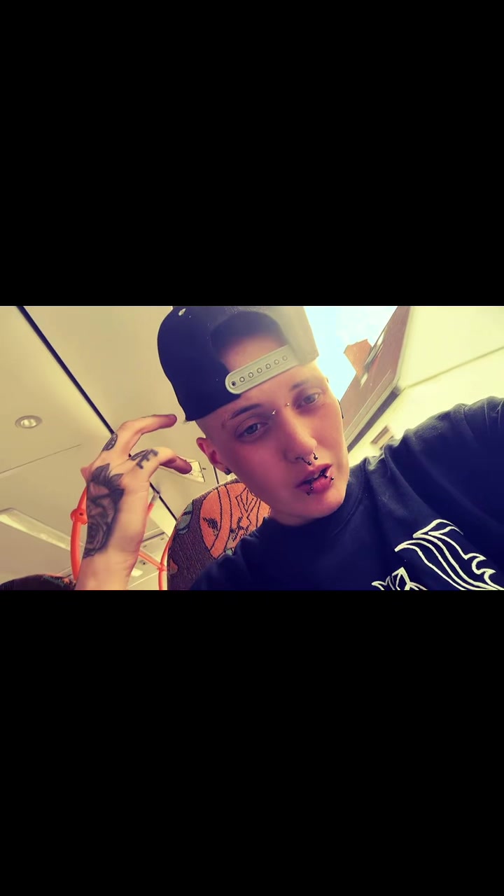 @🦖chichis_Frau_🦖