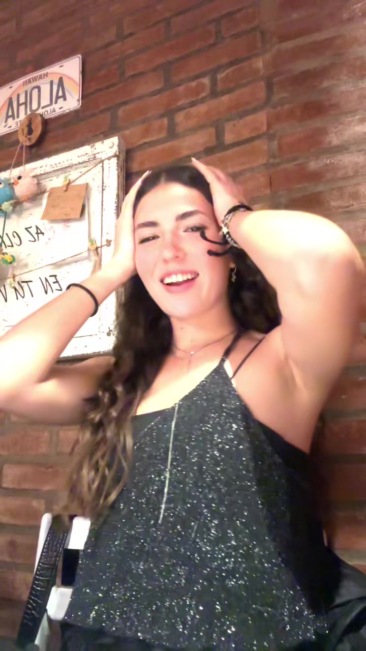 @Sol Navarro🖤