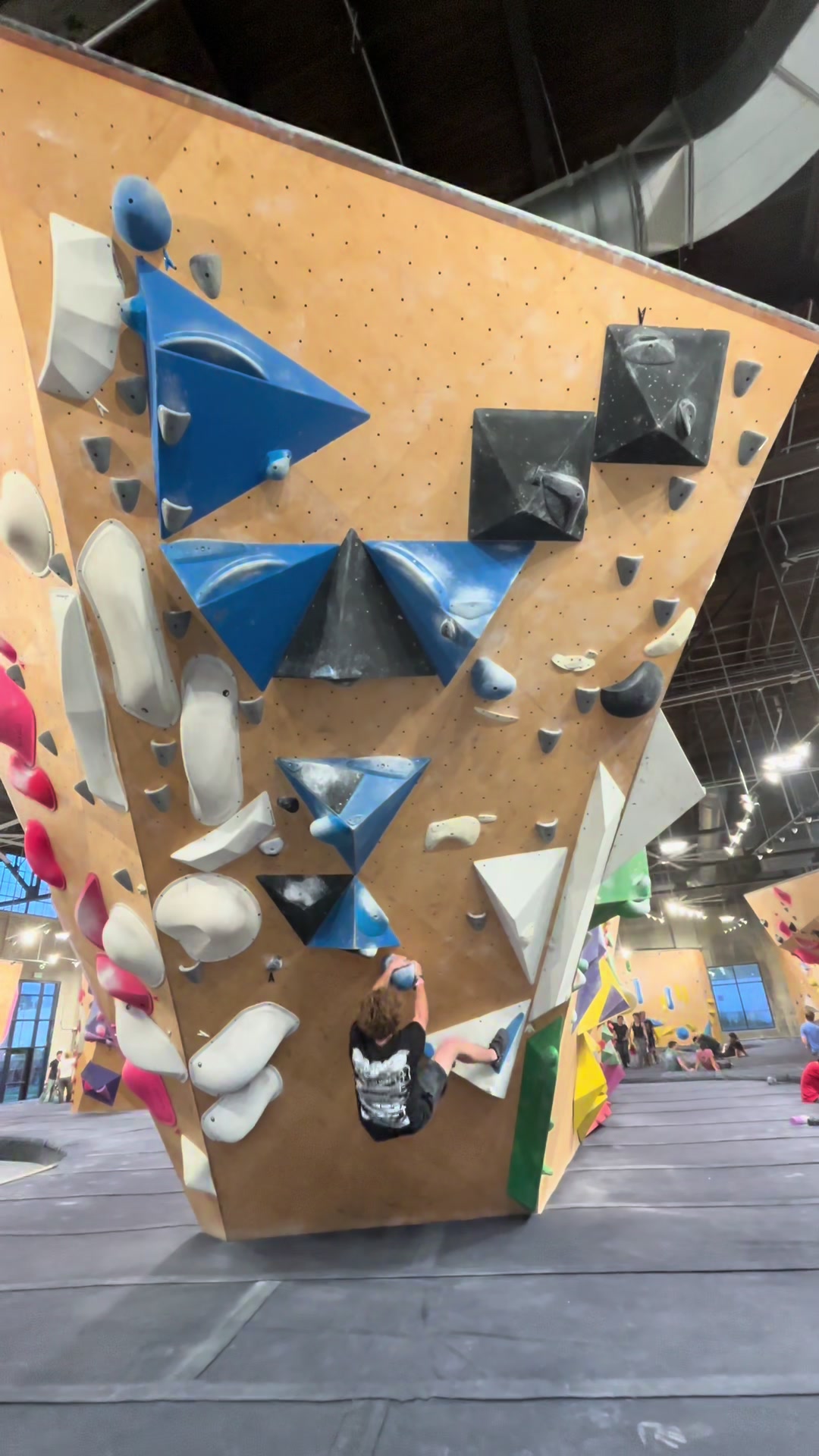 @skylar.climbs