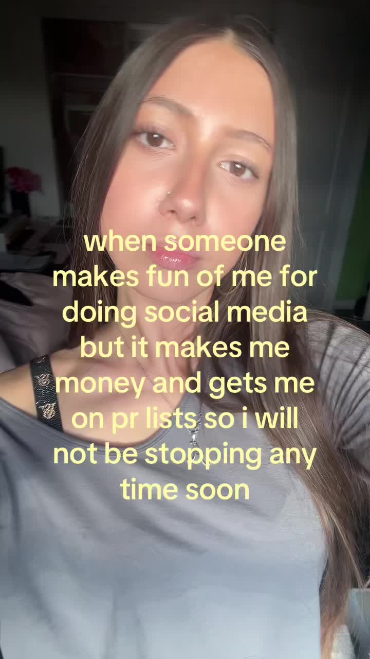 @Alana_mk