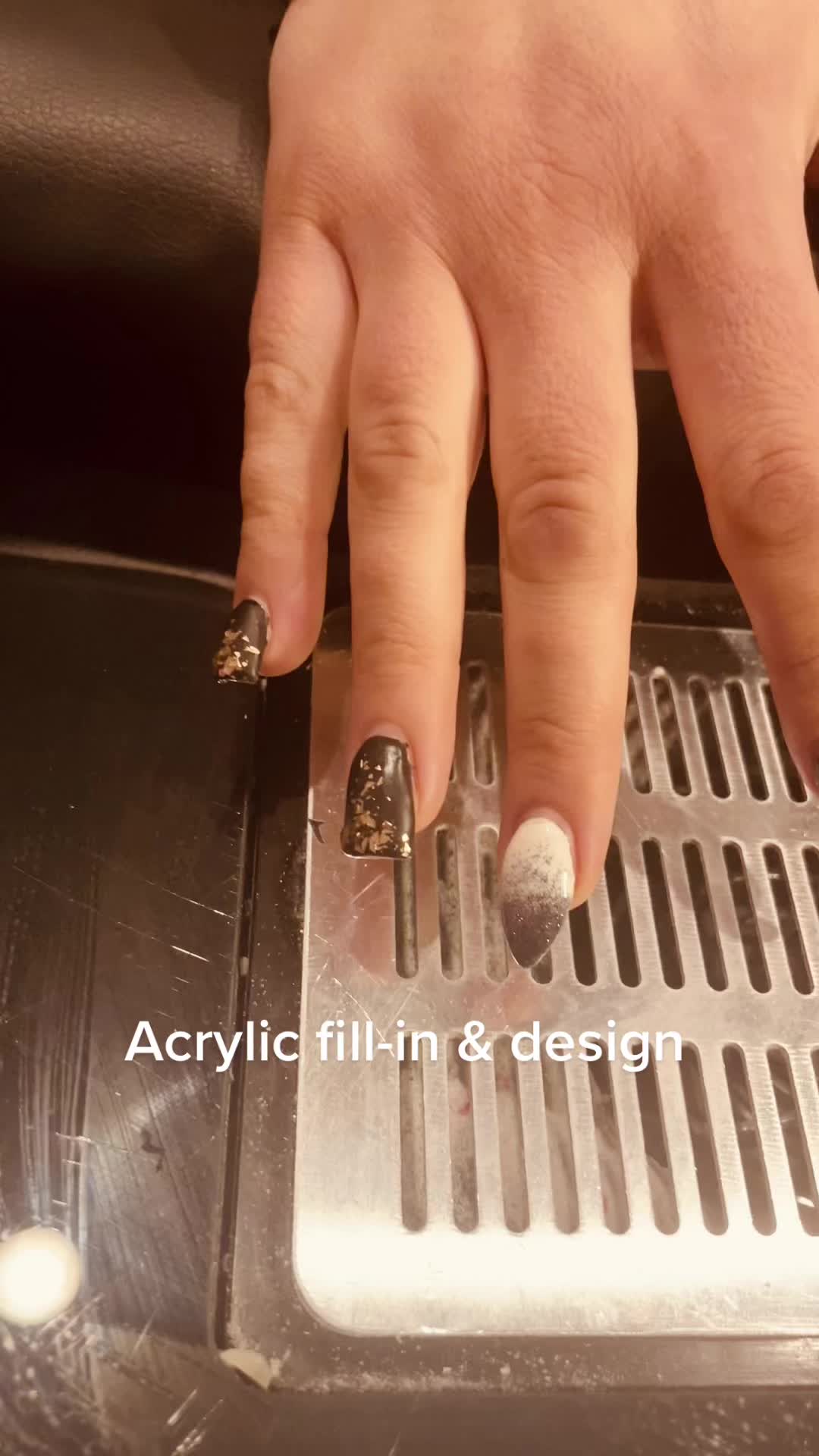 @PrettyPlushNails