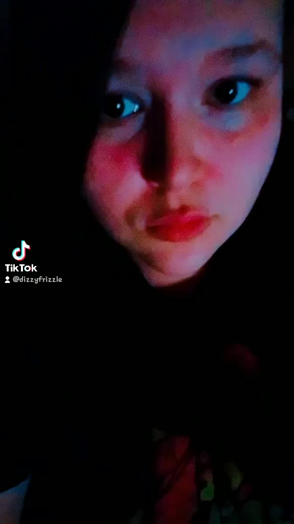 @DizzyFrizzle