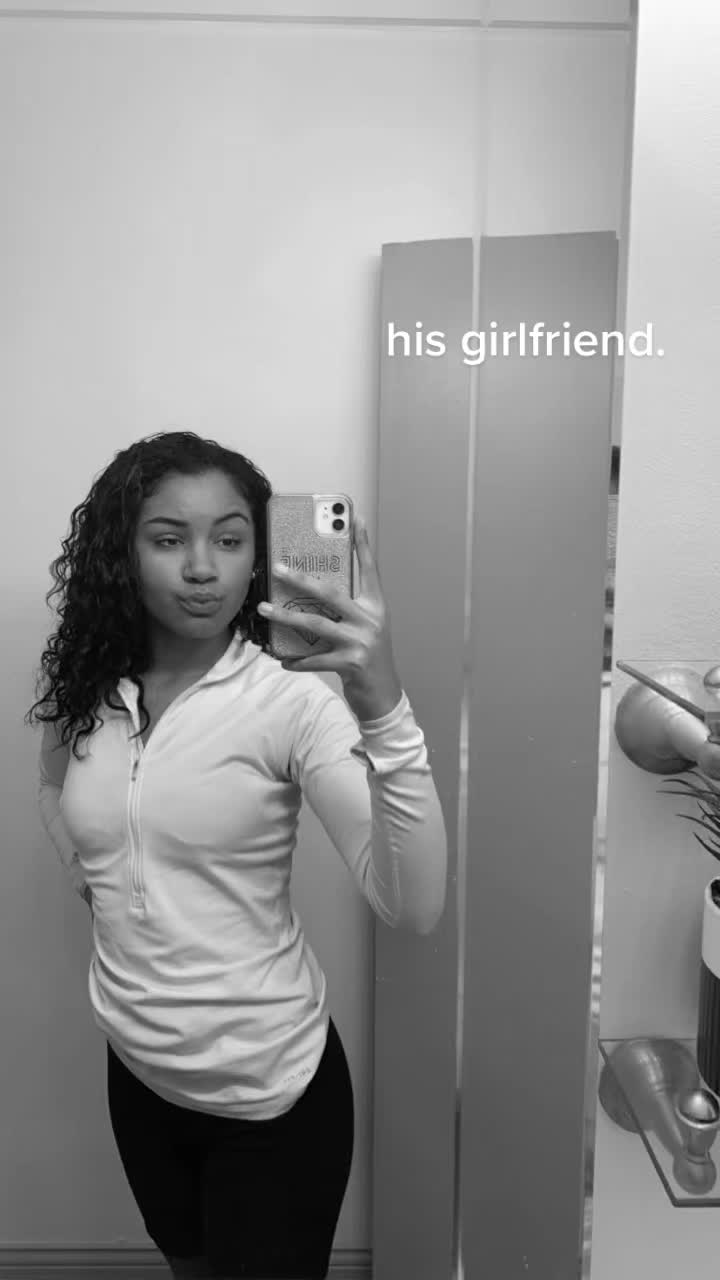 @tavennicole