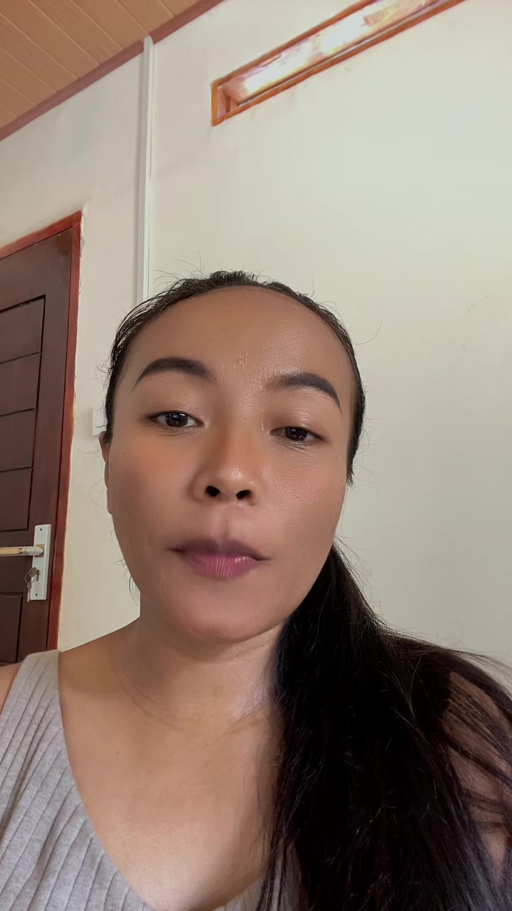 @ViviLau