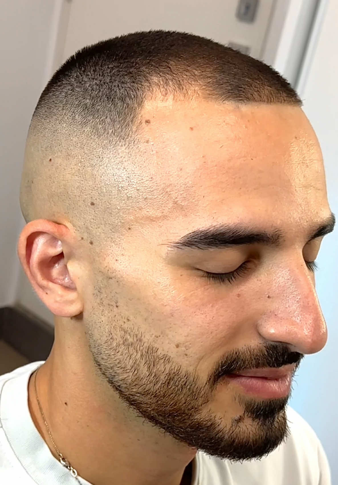 @Sydney Barber • Anto Cuts ๐
