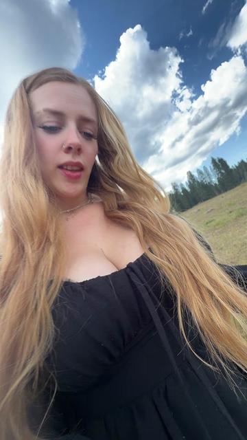 @Blondie
