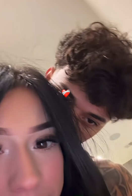 @271004_