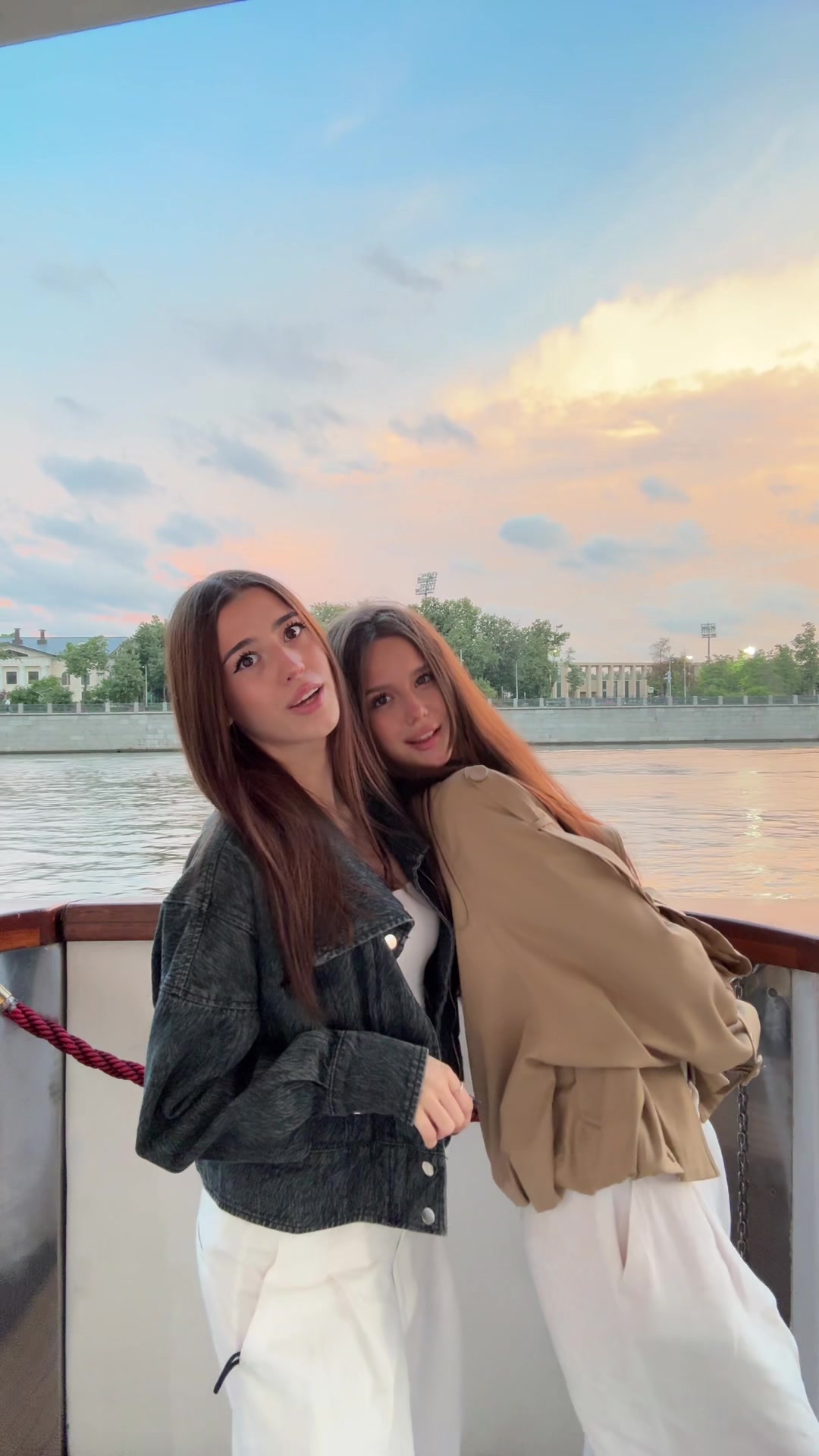 @лина гровс
