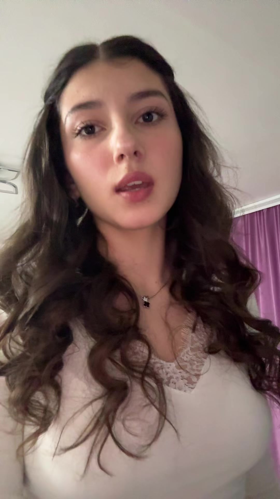 @🫂