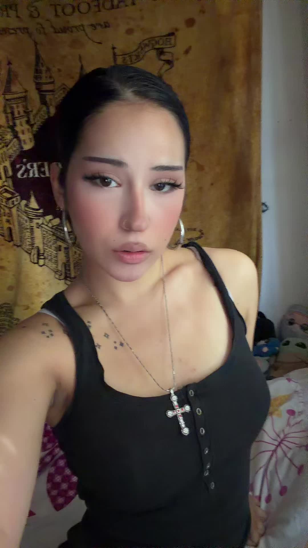 @🧟♀️