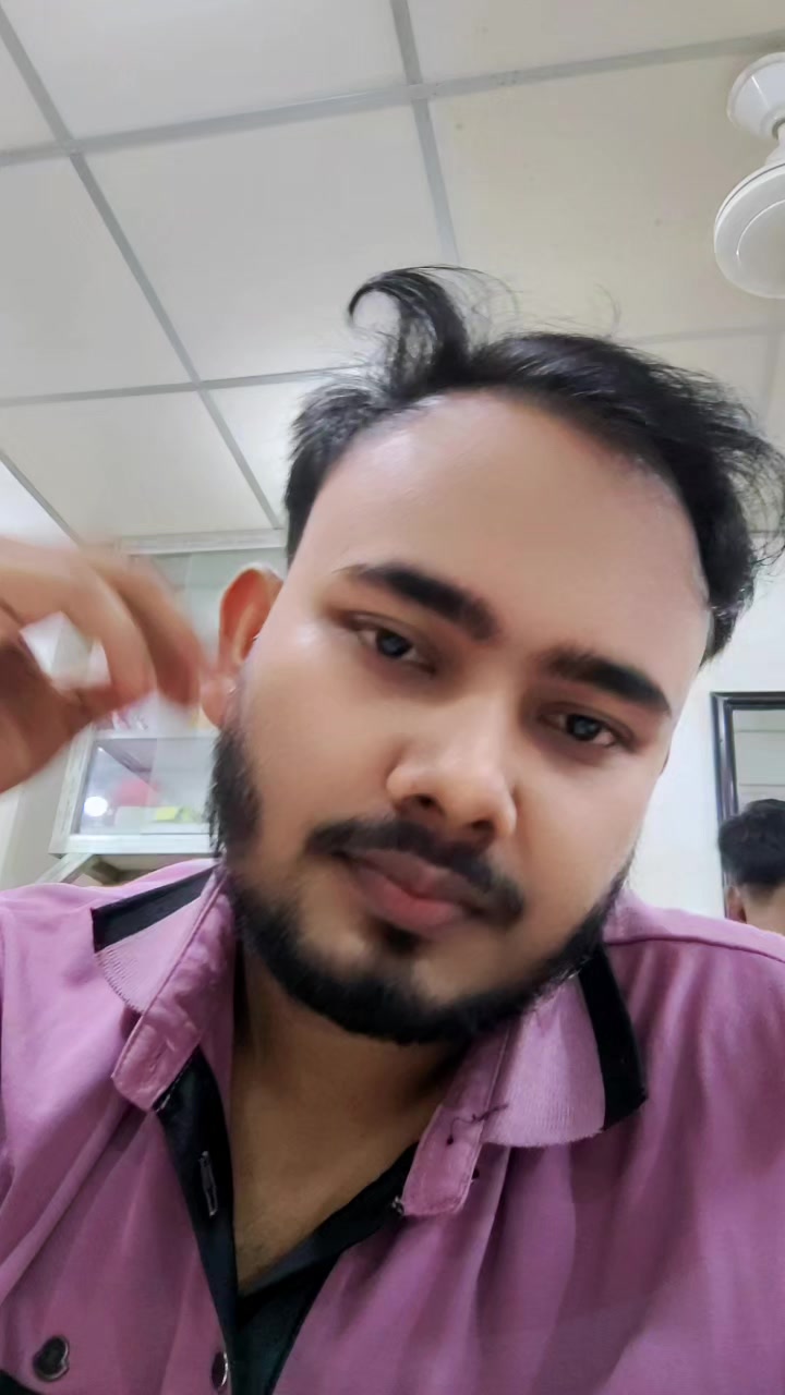 @🇧🇩 𝙍𝙖𝙝𝙪𝙡'🤍