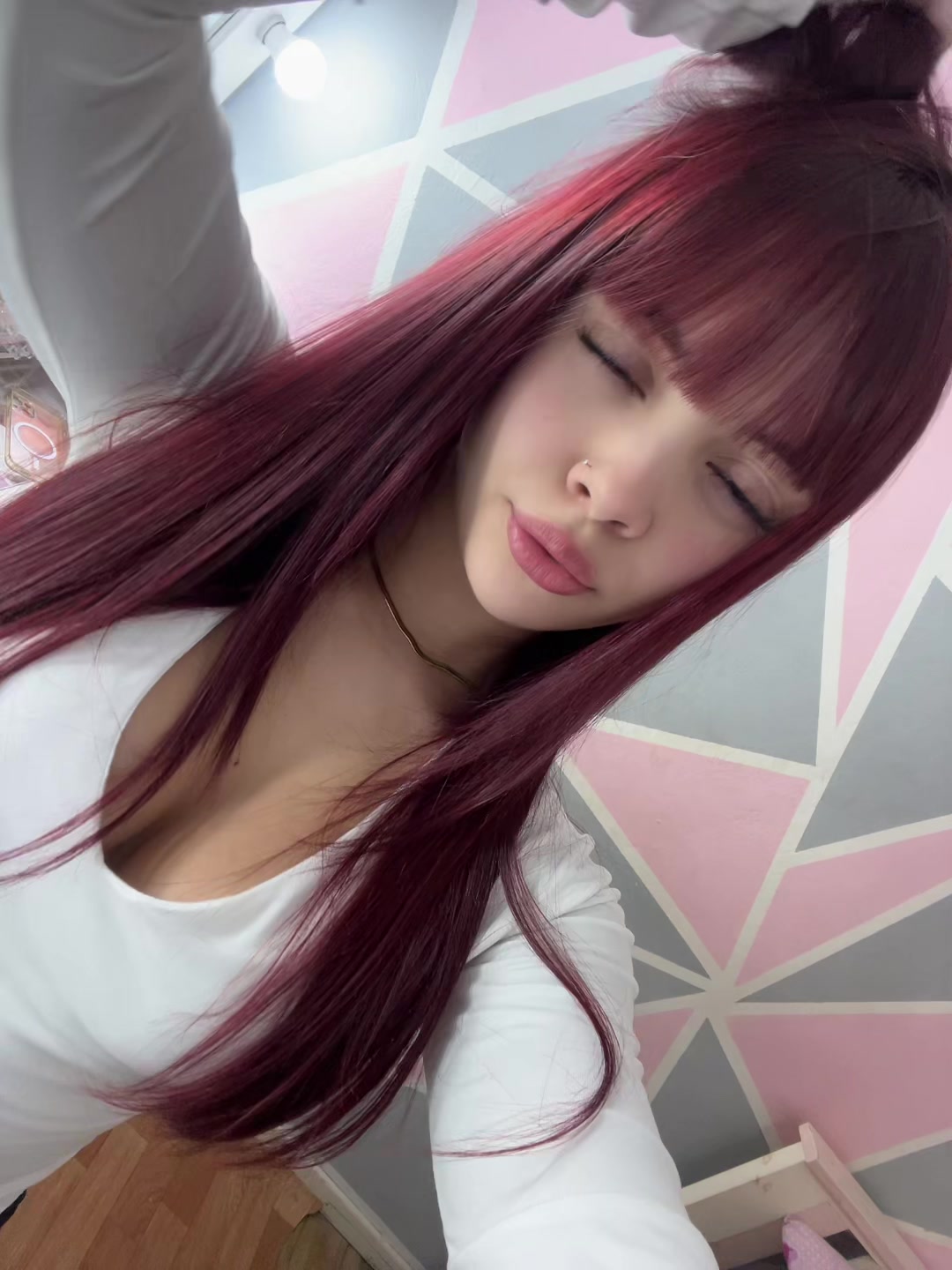 @𝒱𝒶𝓁ℯ𝓃𝓉𝒾𝓃𝒶