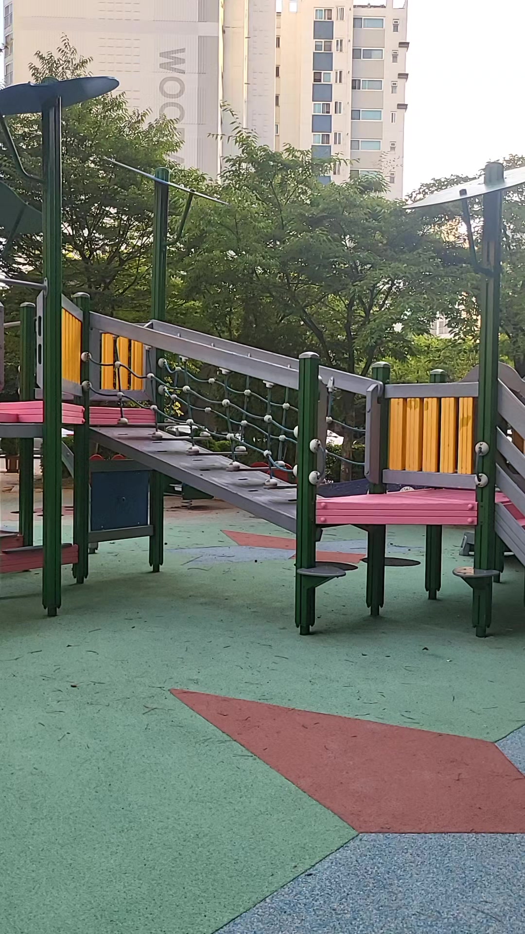 @현슬 지켜주는 킨디🍬