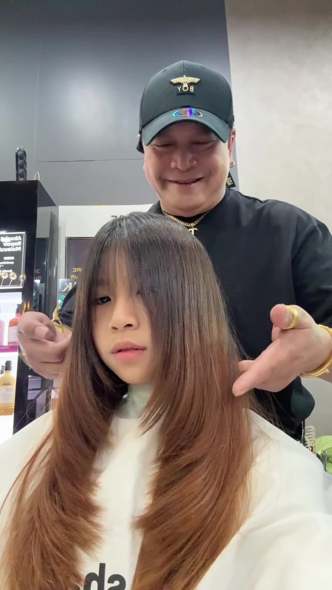 @TOM LAY CUT