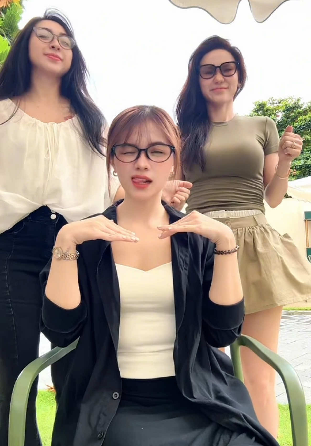 @SANDY LAM♥️