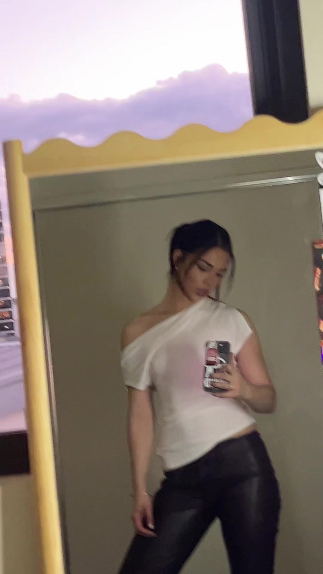 @user1111110124